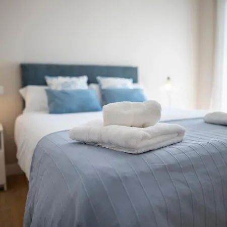 Apartment La Marina 3 Bedrooms Sun & Golf Torre de Benagalbon
