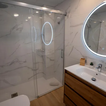 Apartment La Marina 3 Bedrooms Sun & Golf Torre de Benagalbon